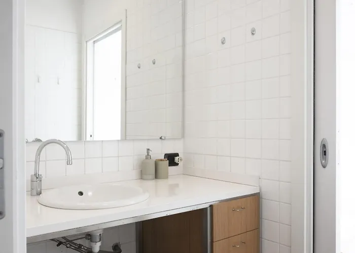 In Affitto Zona Tortona Solari * ميلان