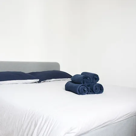 In Affitto Zona Tortona Solari *